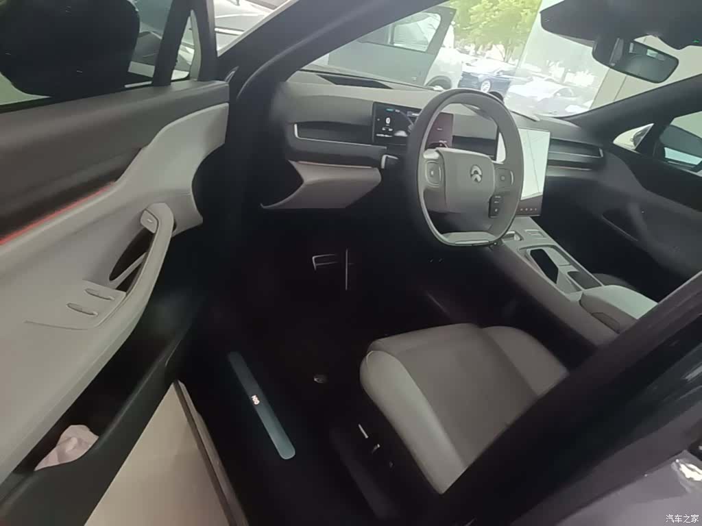 NIO ES8, 2024 16