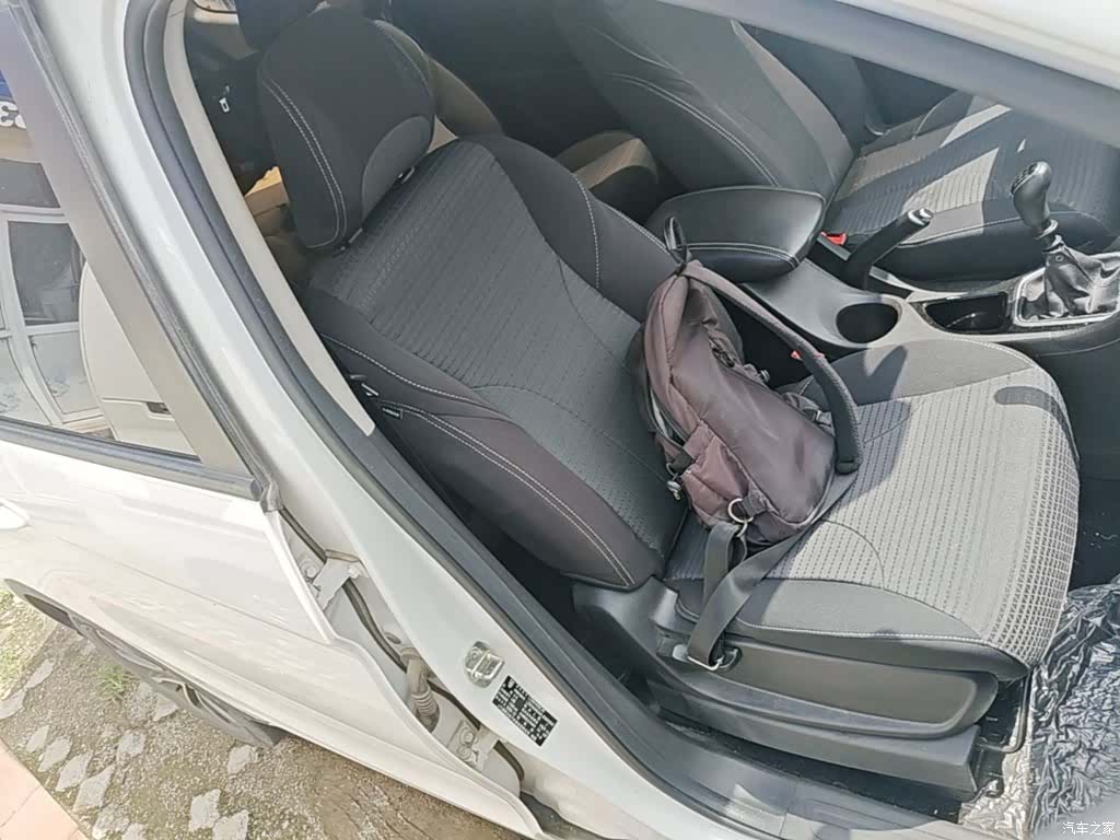 Wuling 730, 2021 25
