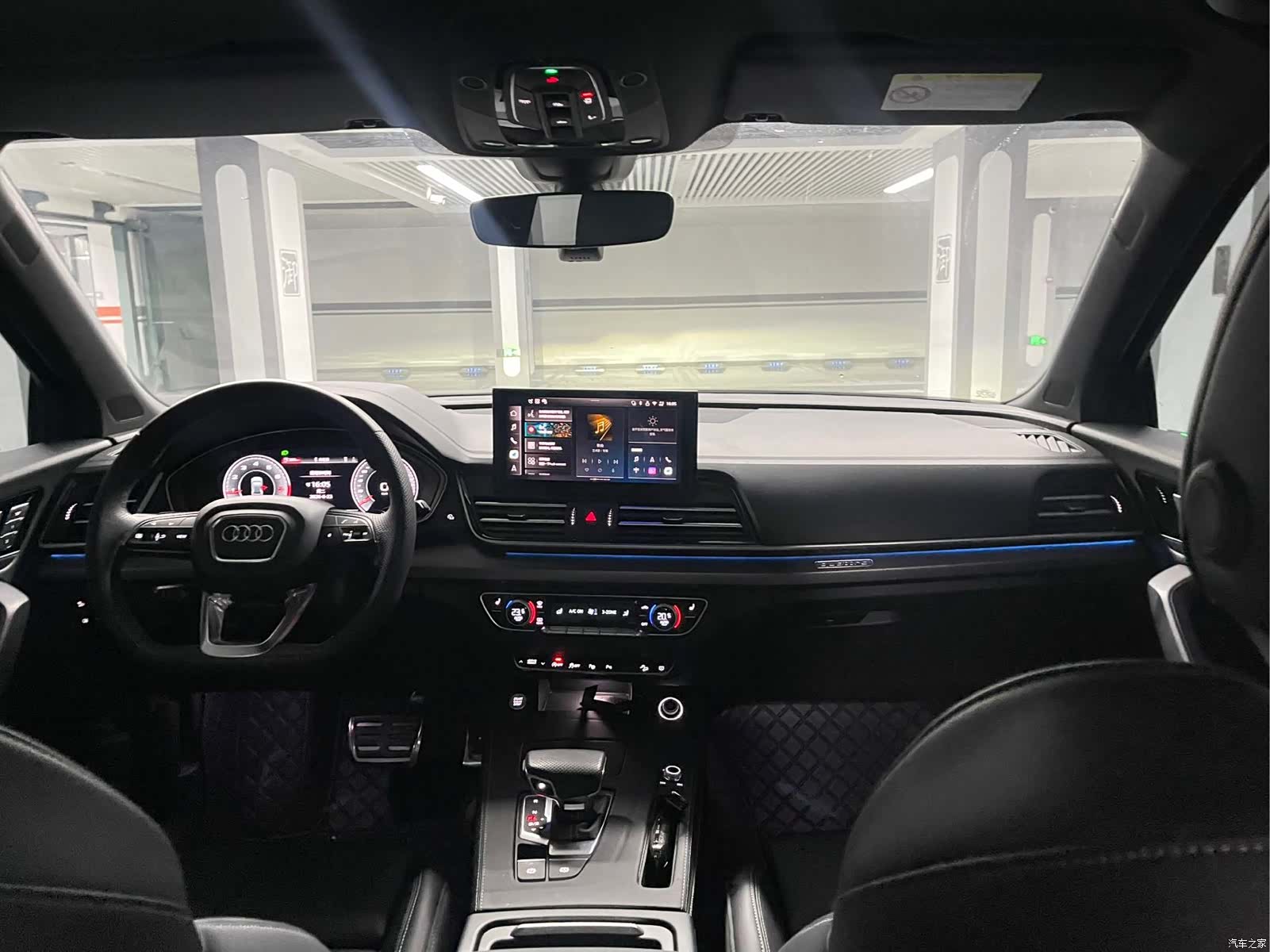 Audi Q5L, 2025 22