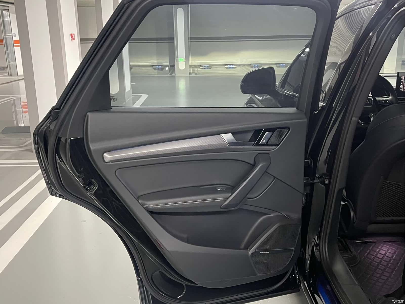 Audi Q5L, 2025 15