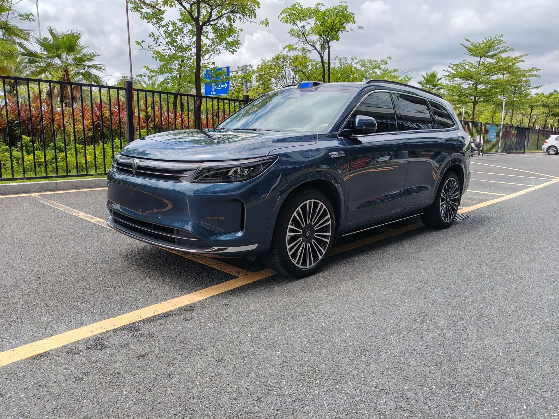 AITO M7, 2024 1