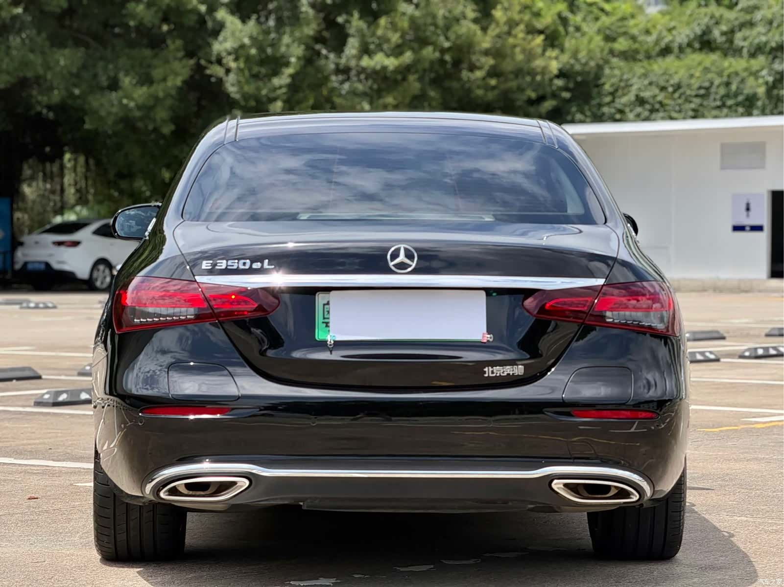 Mercedes-Benz E-Class, 2023 17