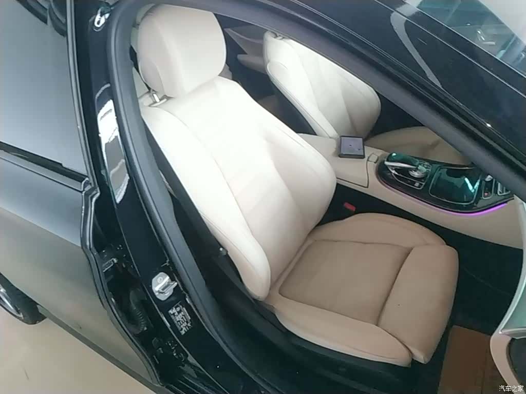 Mercedes-Benz E-Class, 2017 25