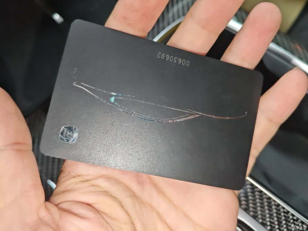 Xiaomi SU7, 2025 9
