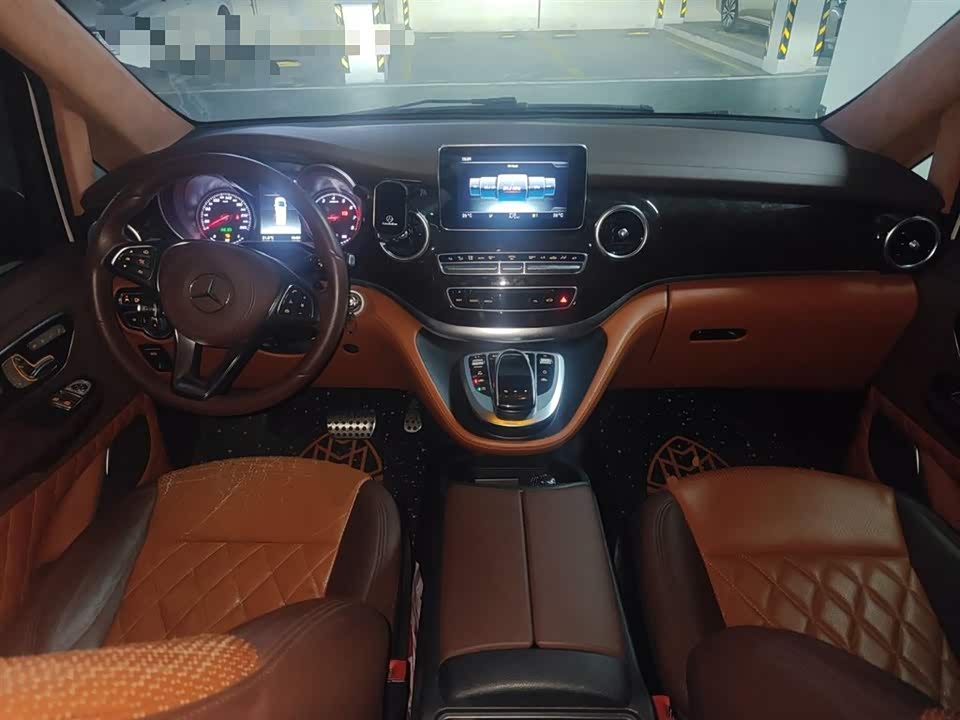 Mercedes-Benz V-class