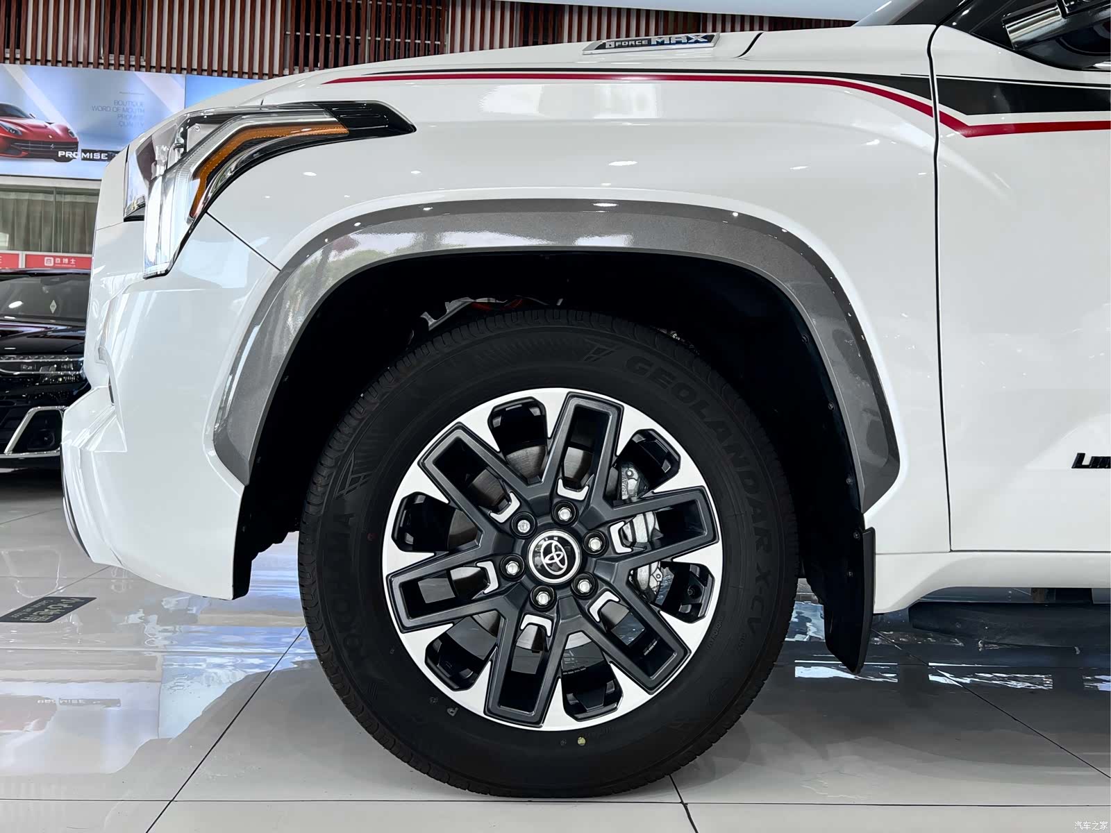 Toyota Sequoia, 2023 25