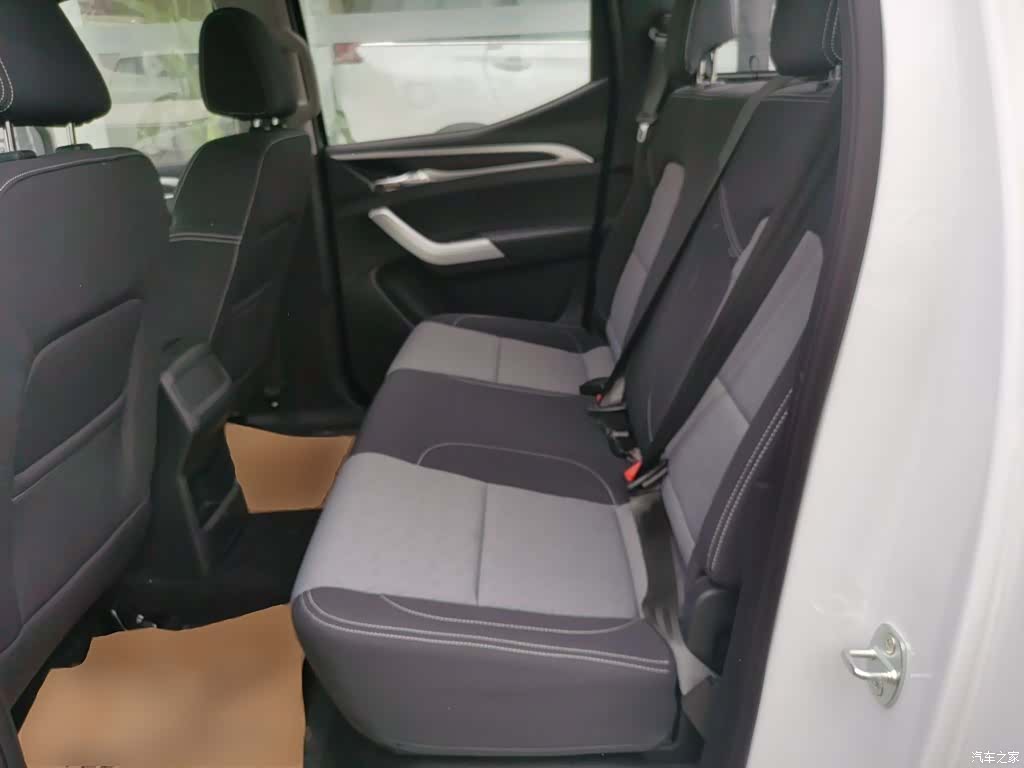 Maxus L, 2025 13