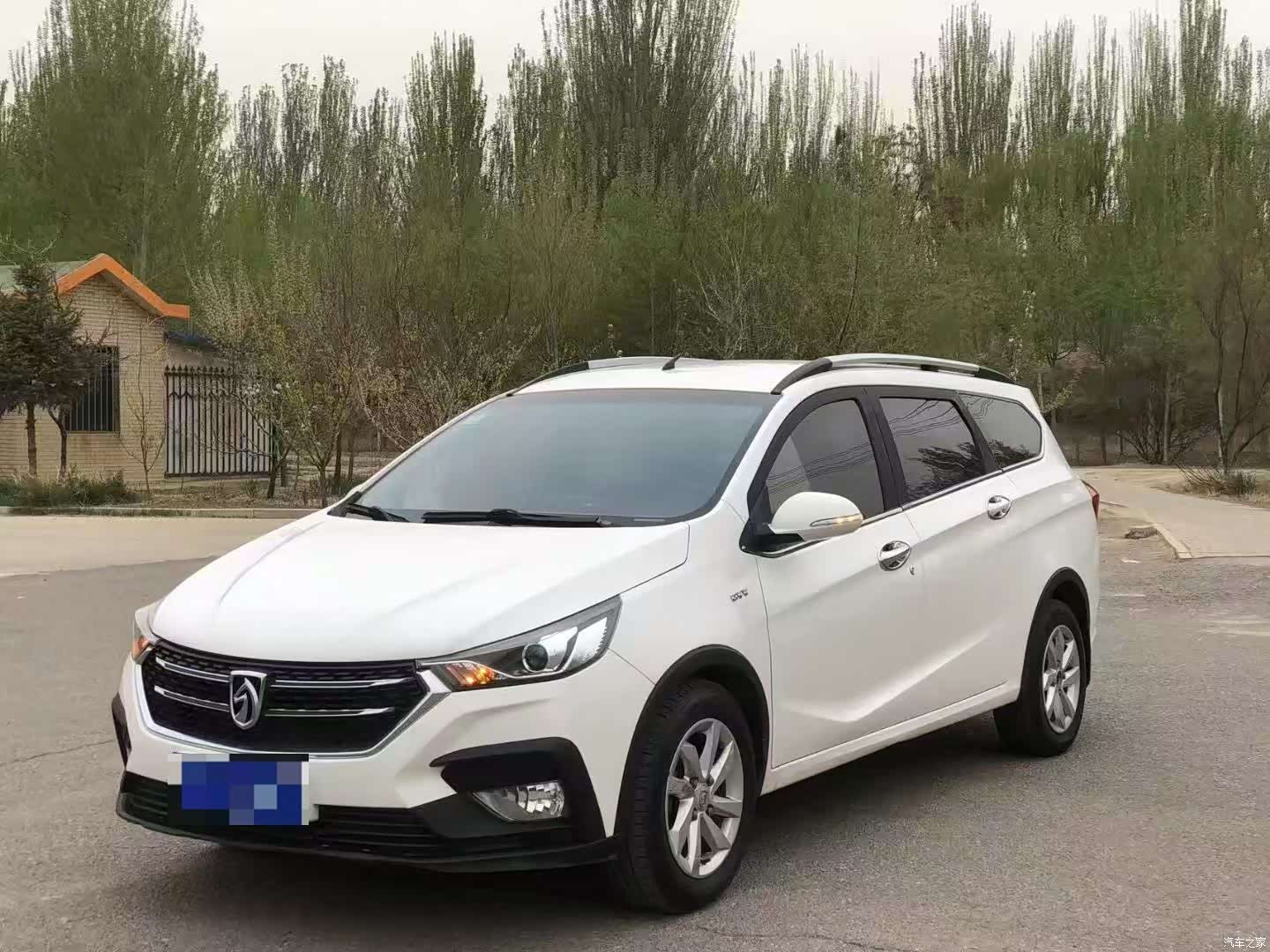 Wuling 310W, 2018 1