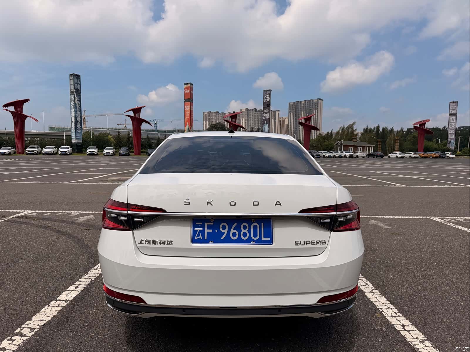 Skoda Superb, 2023 все фото