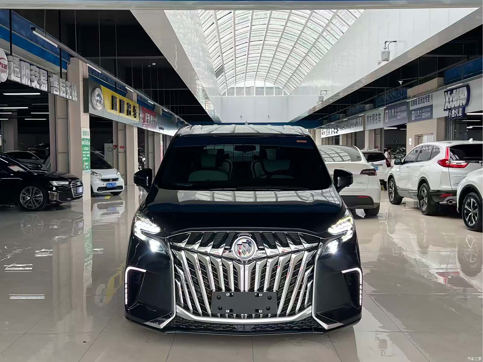 Buick GL8, 2021 2