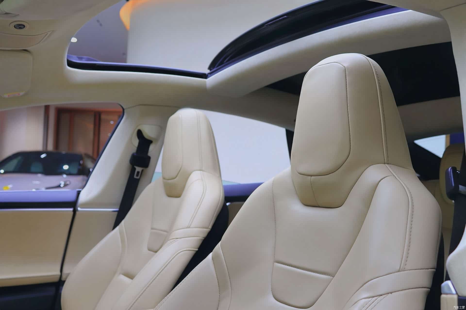Tesla Model S, 2016 7