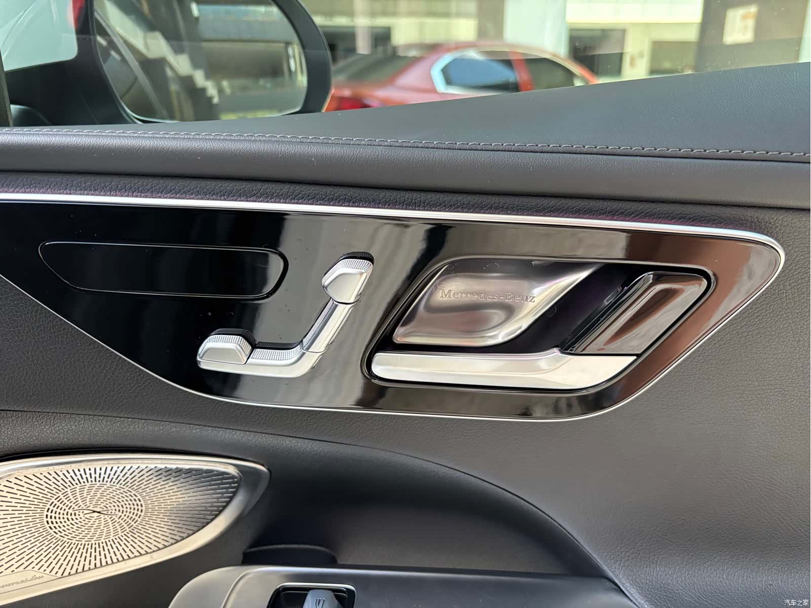 Mercedes-Benz C-Class, 2024 8