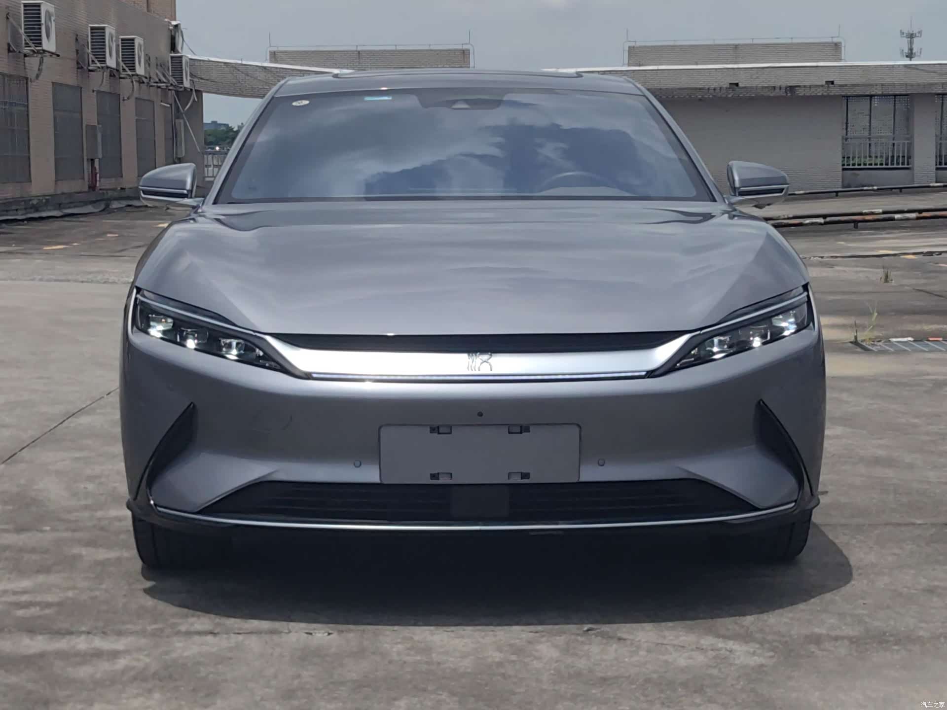 BYD Han, 2021 2