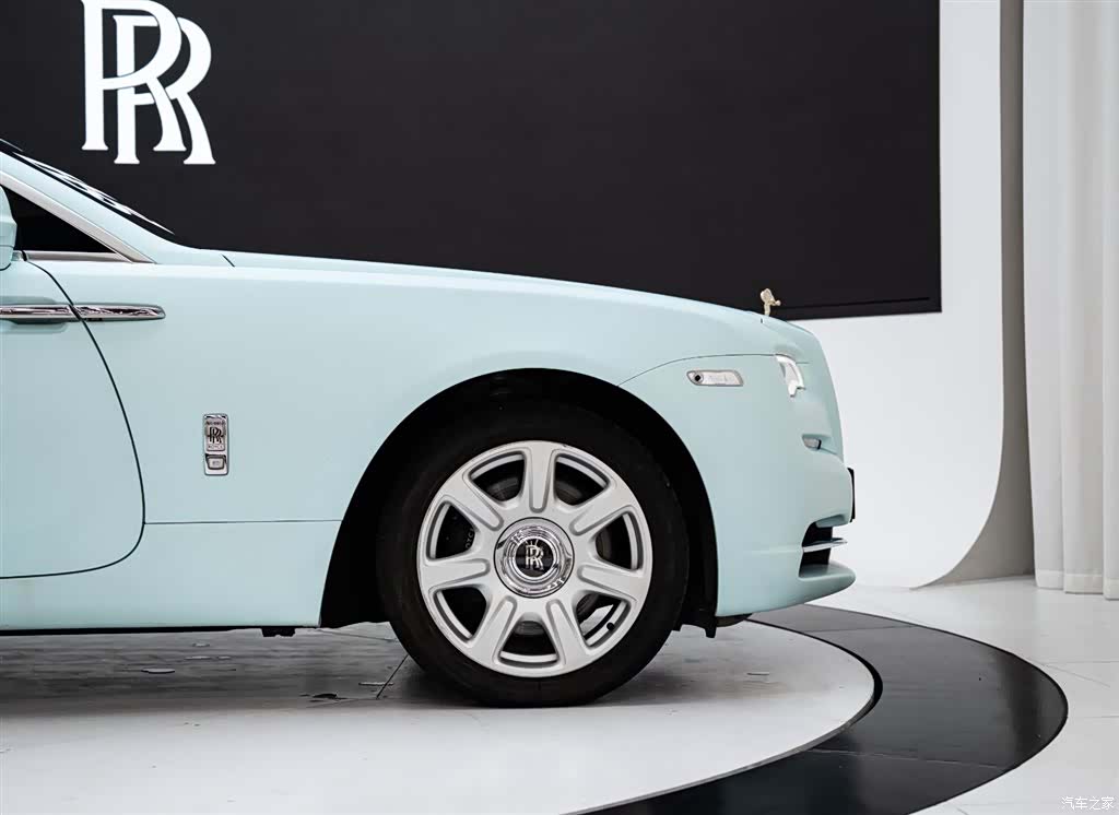 Rolls-Royce Wraith, 2017 21
