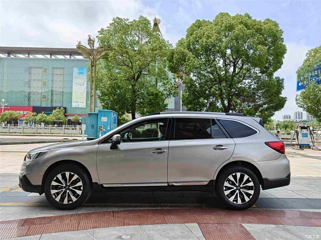 Subaru Outback, 2015 3