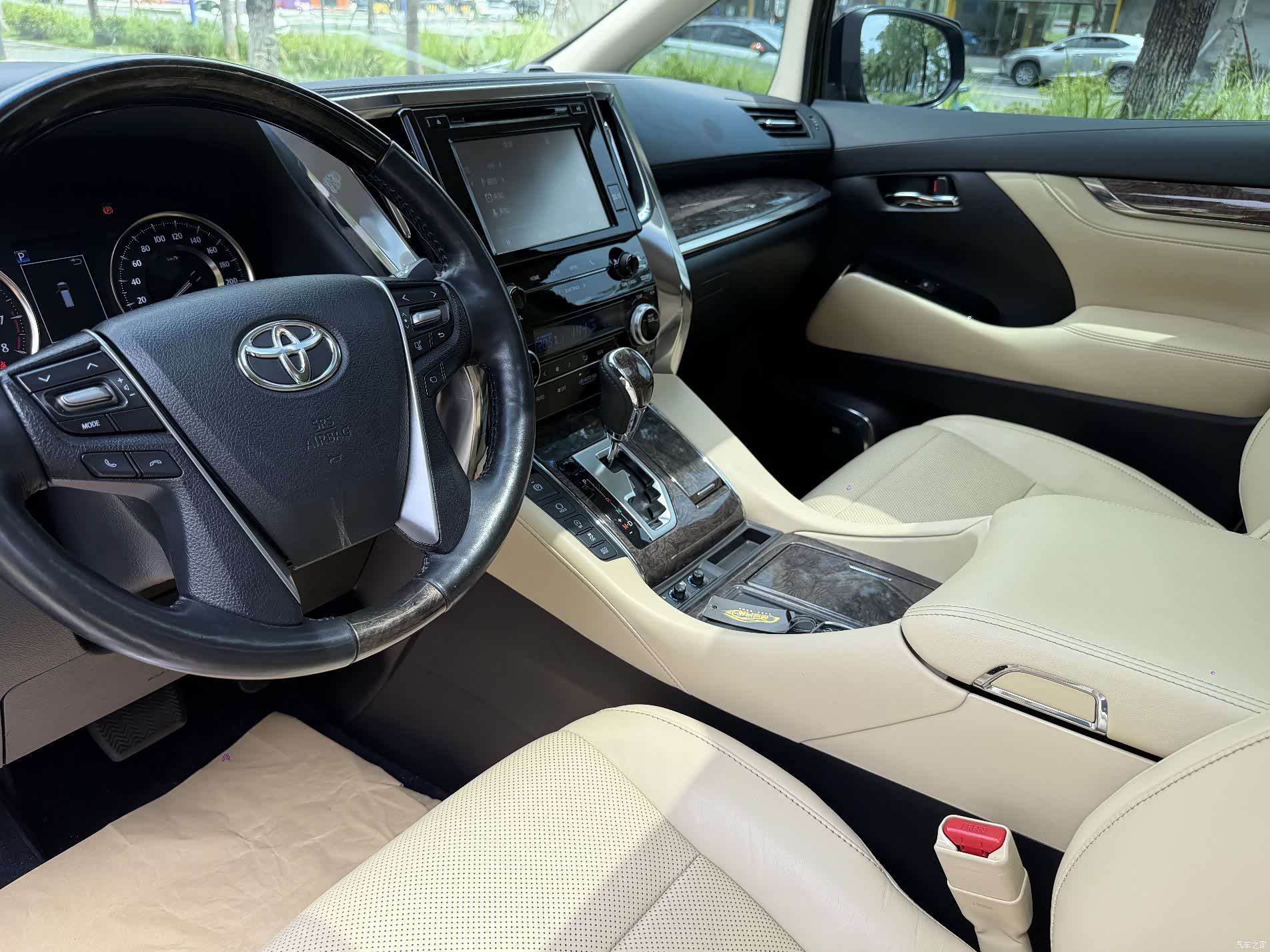 Toyota Alphard, 2018 23