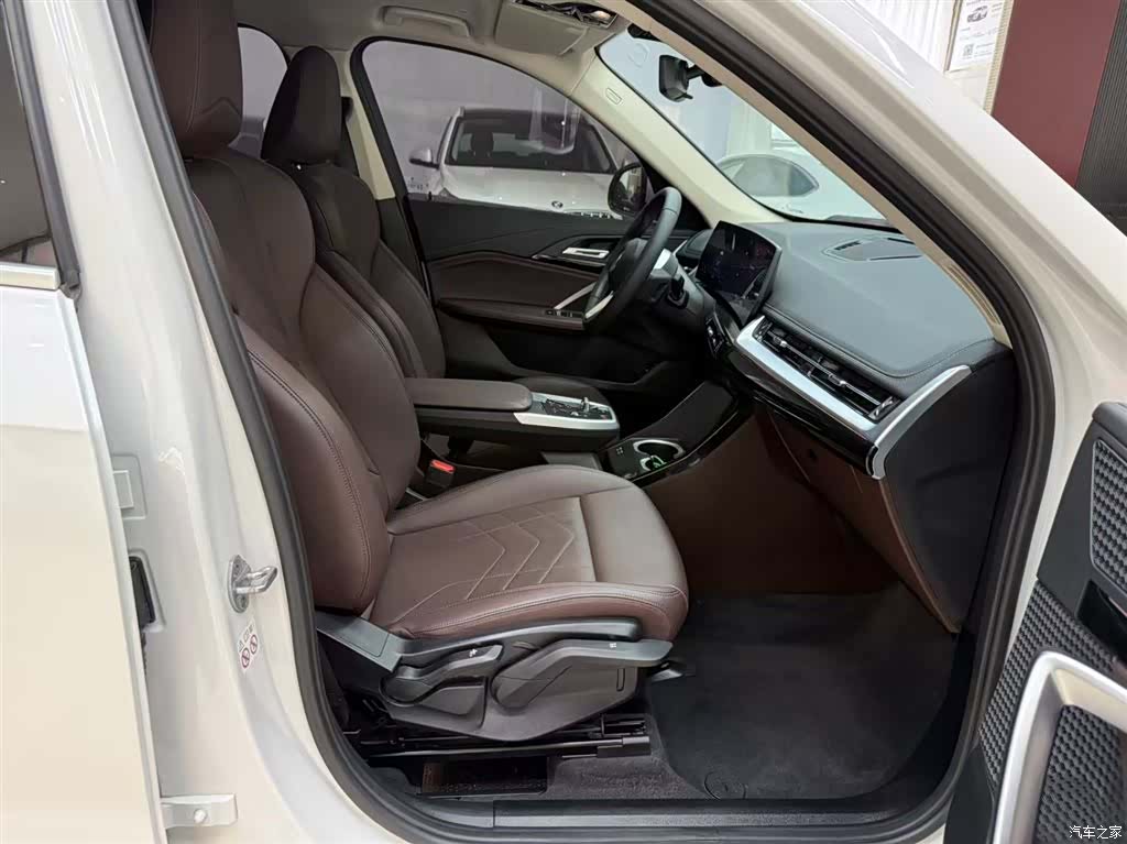 BMW X1, 2023 21