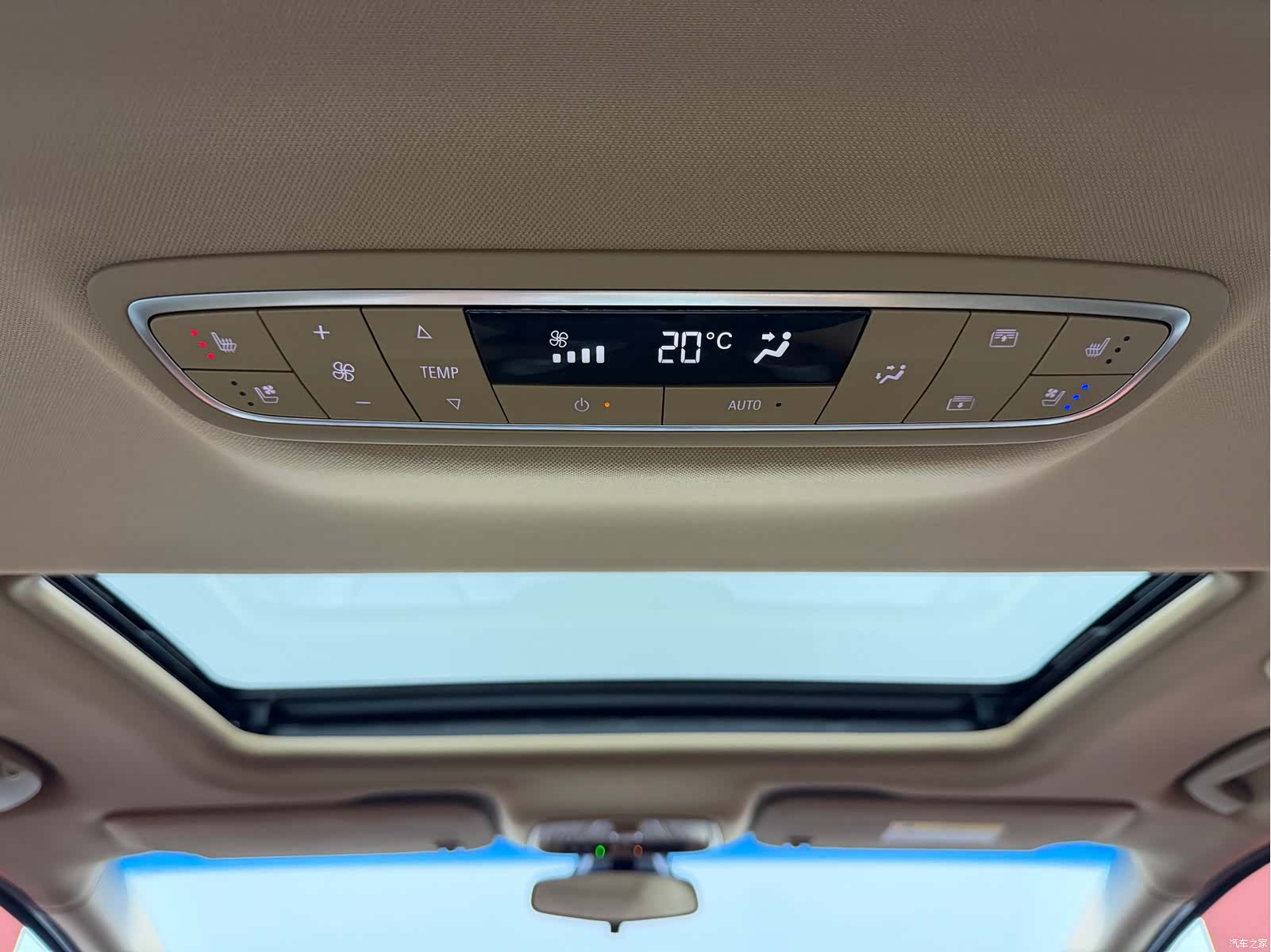 Buick GL8, 2018 10