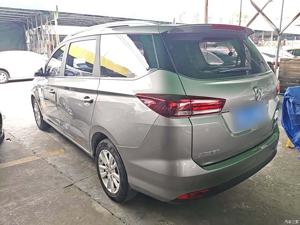 Wuling 360, 2018 все фото