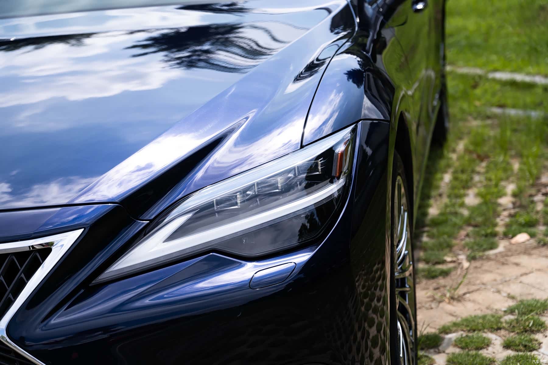 Lexus LS, 2021 6
