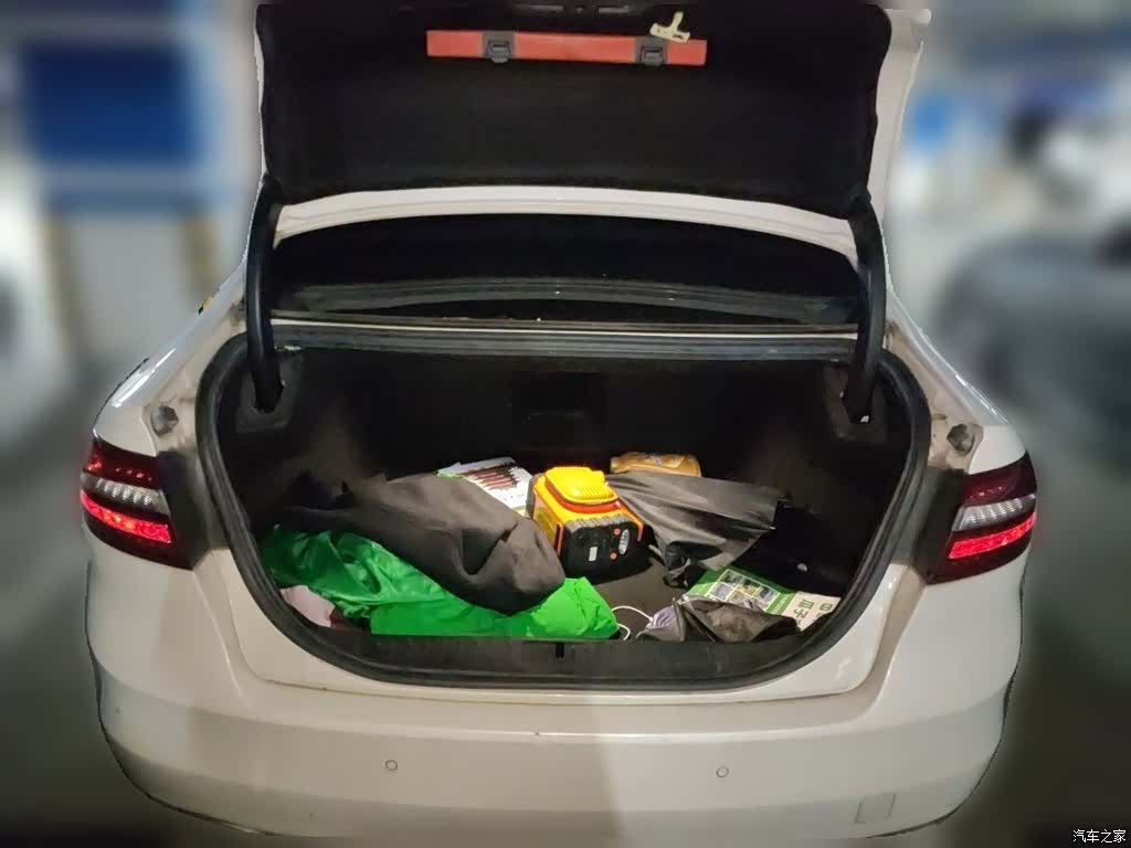 Ford Taurus, 2017 20