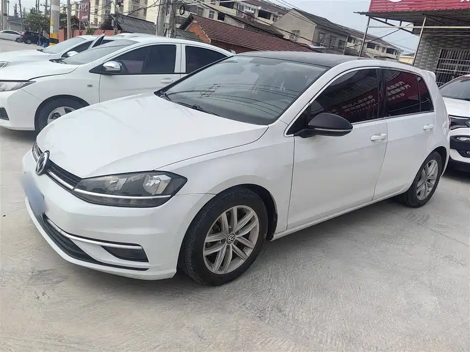 Volkswagen golf