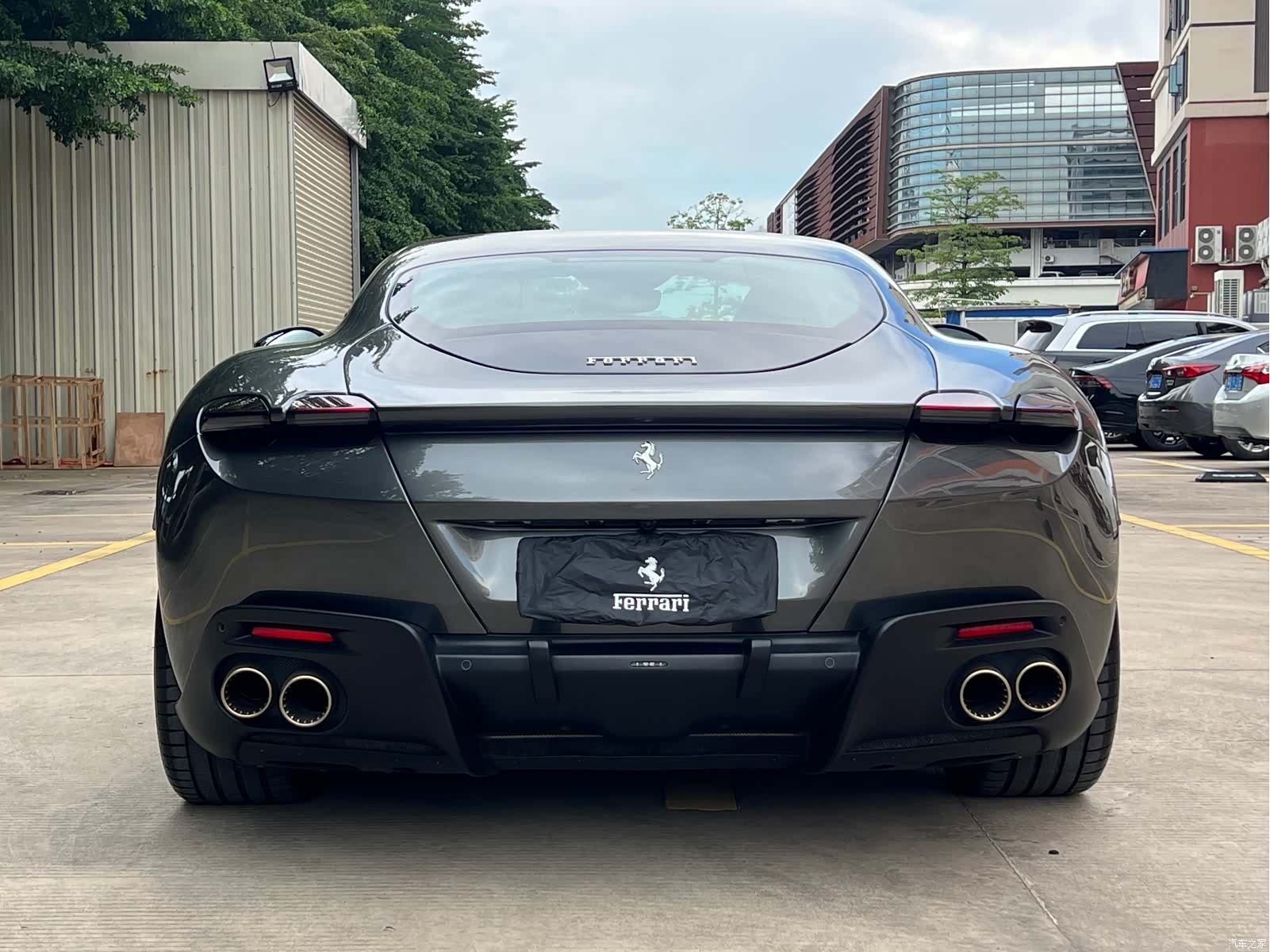 Ferrari Roma, 2023 все фото