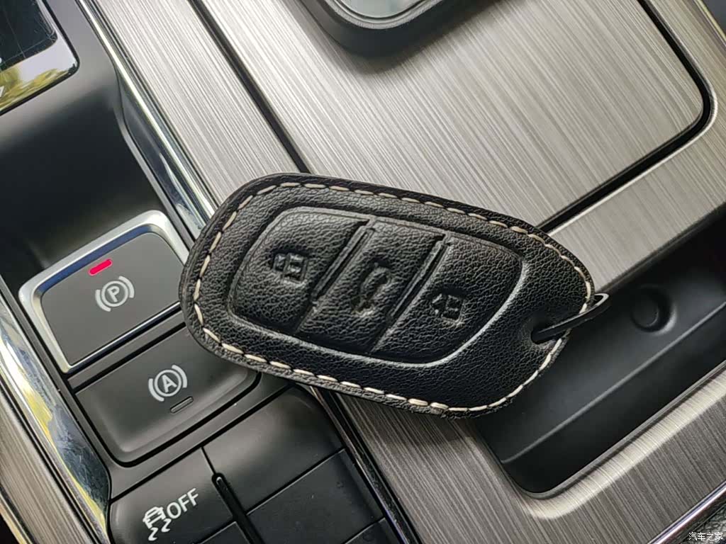 Roewe RX5, 2021 9