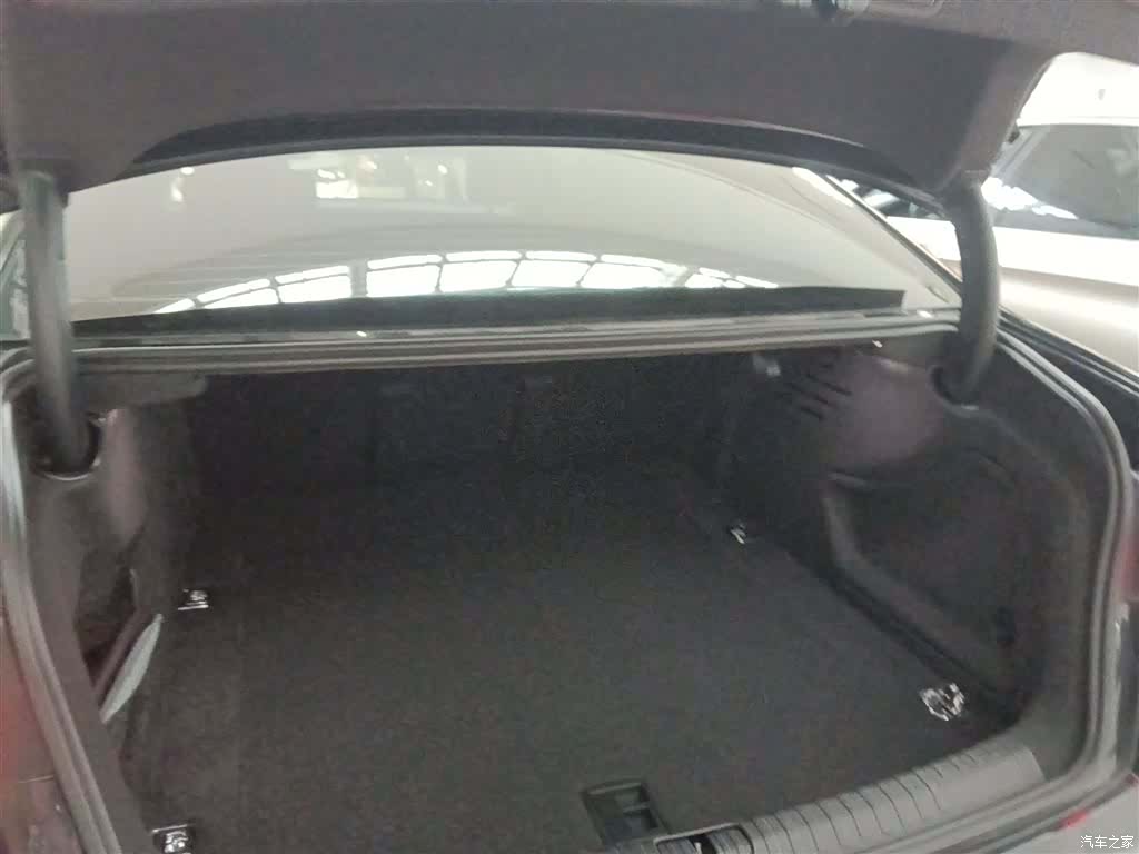 Audi A6L, 2023 15