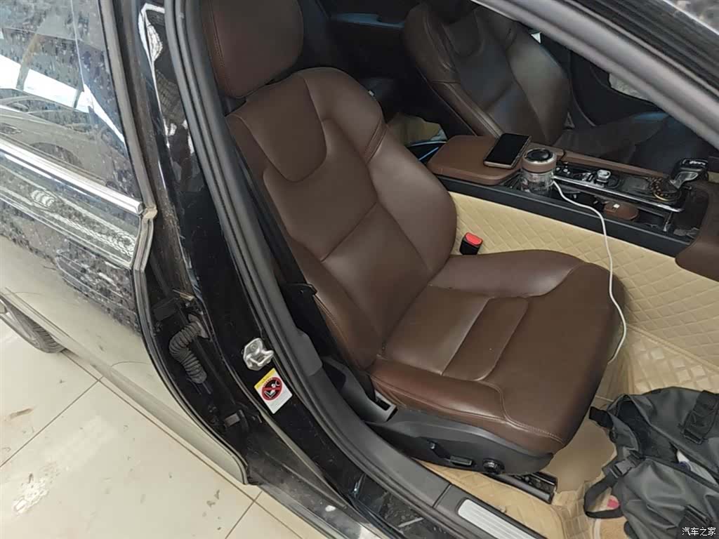 Volvo S90, 2018 25