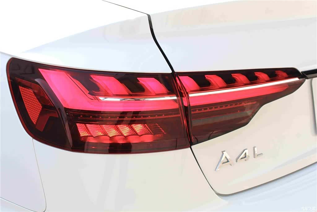 Audi A4L, 2023 8