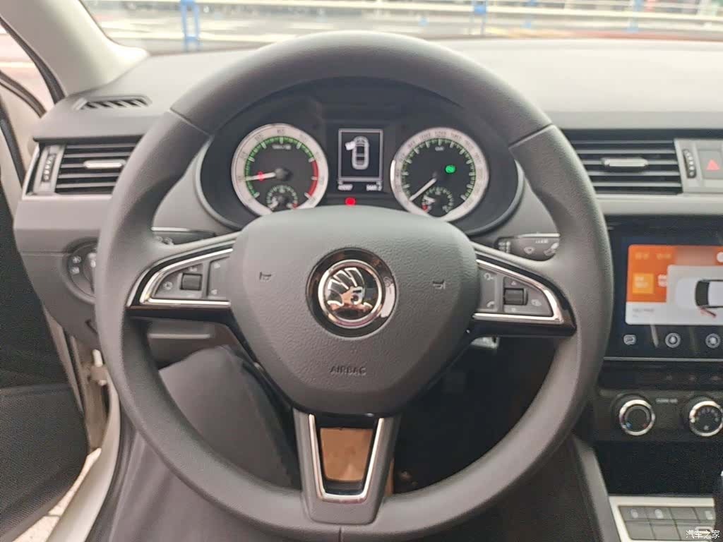 Skoda Octavia, 2022 11