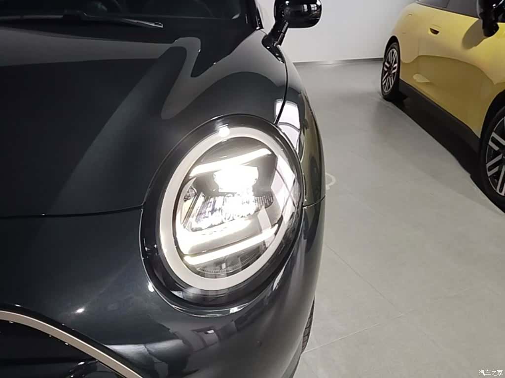 Mini Cooper, 2025 24