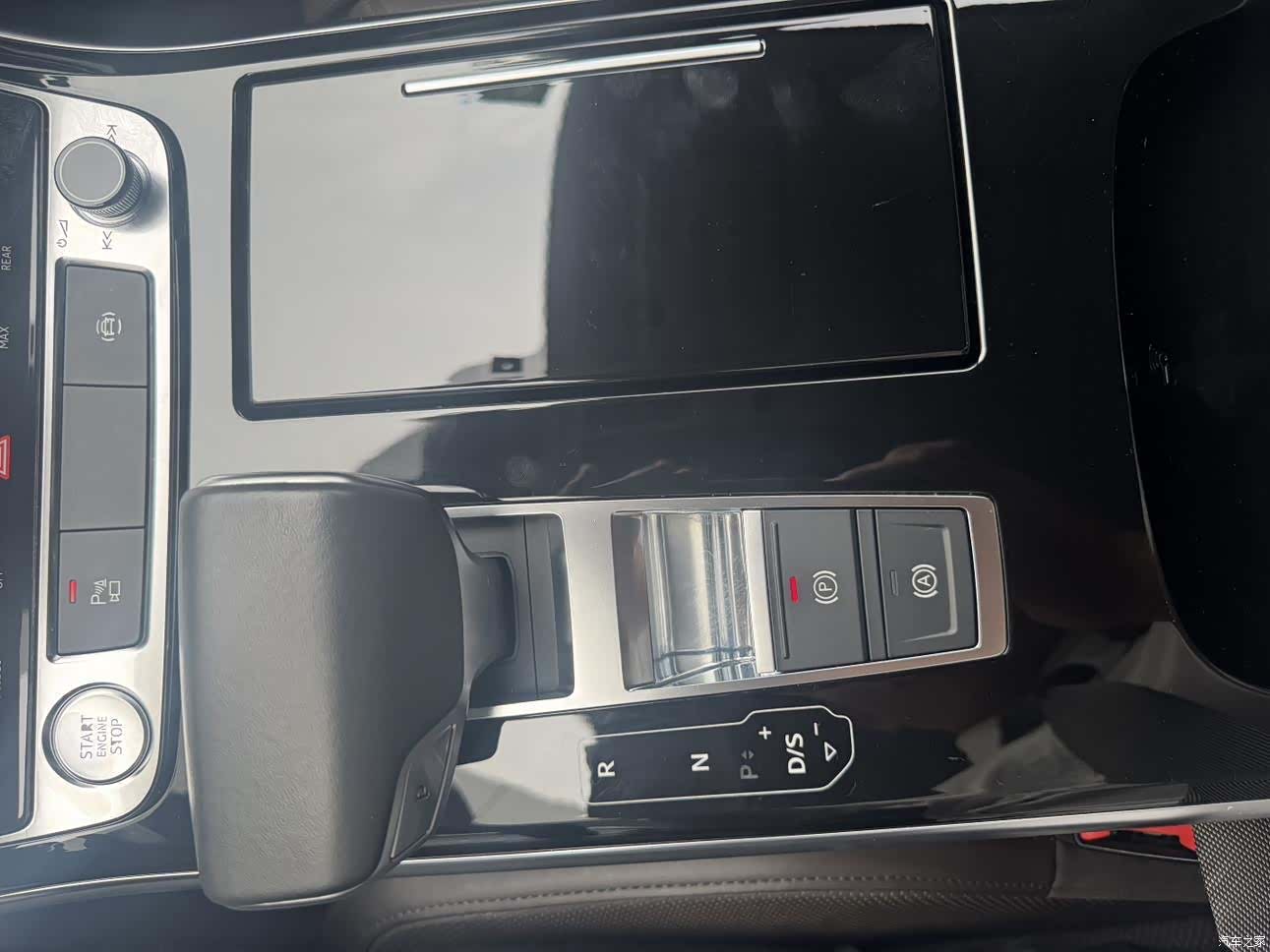 Audi A8L, 2020 14