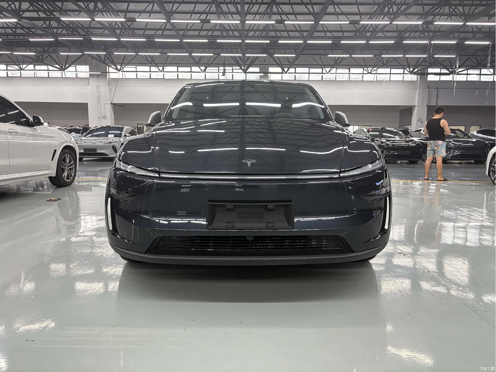 Tesla Model Y, 2025 2