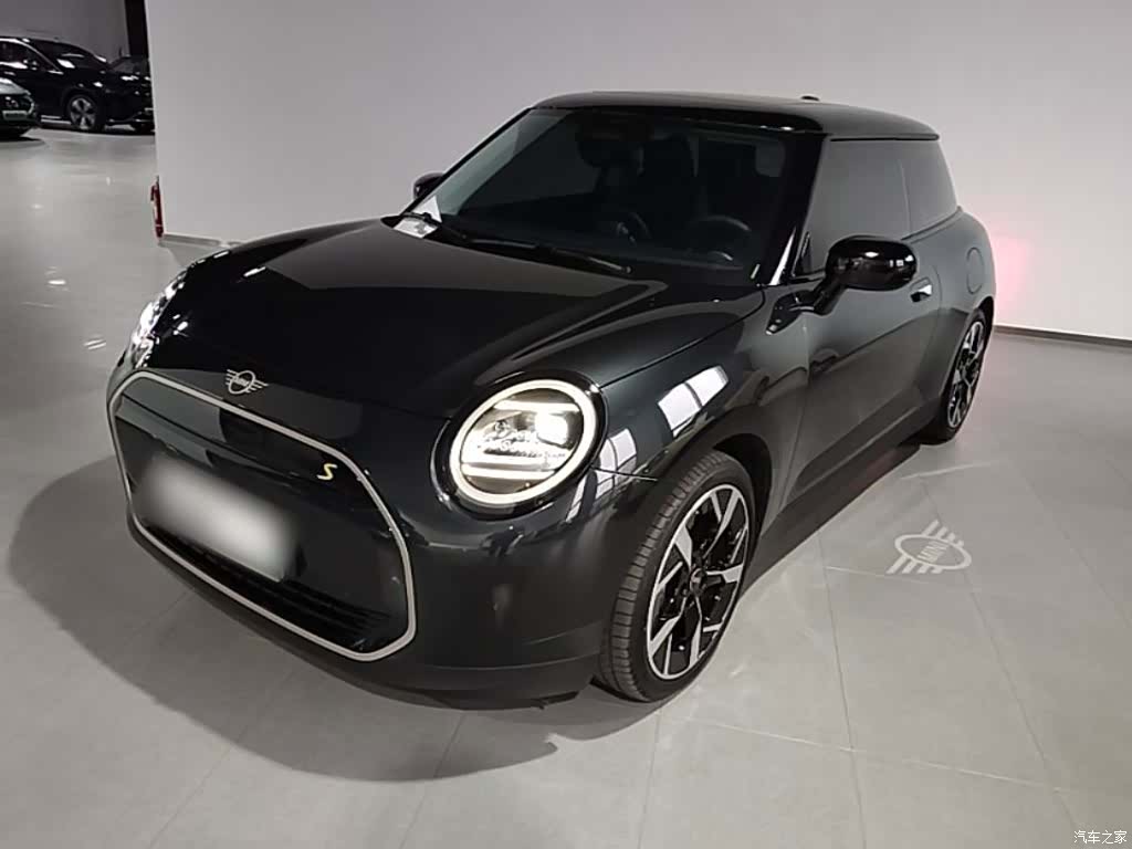 Mini Cooper, 2025 2