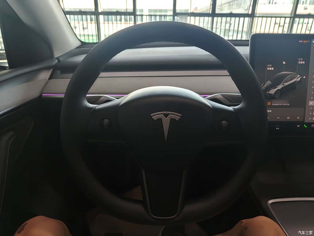 Tesla Model Y, 2023 11