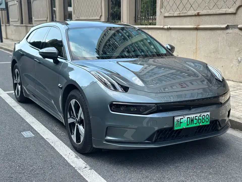 Zeekr 001