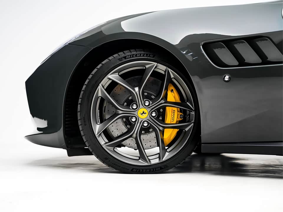 Ferrari GTC4Lusso