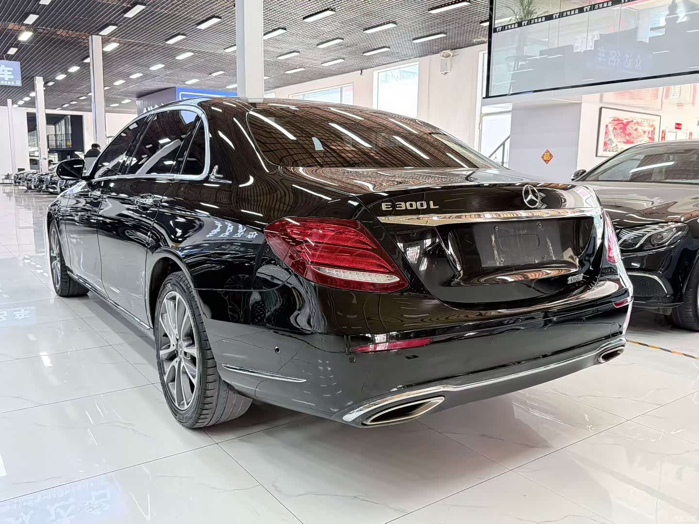 Mercedes-Benz E-Class, 2018 9