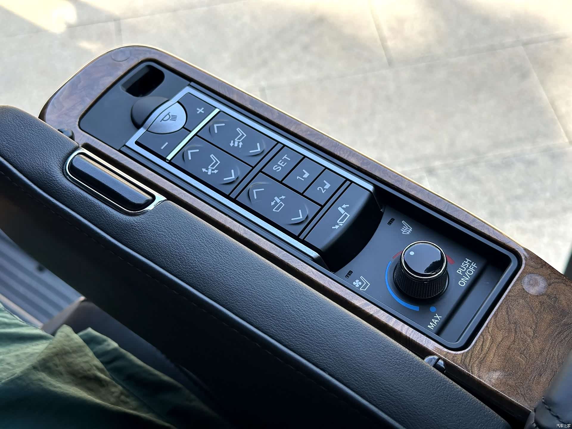 Toyota Alphard, 2017 23