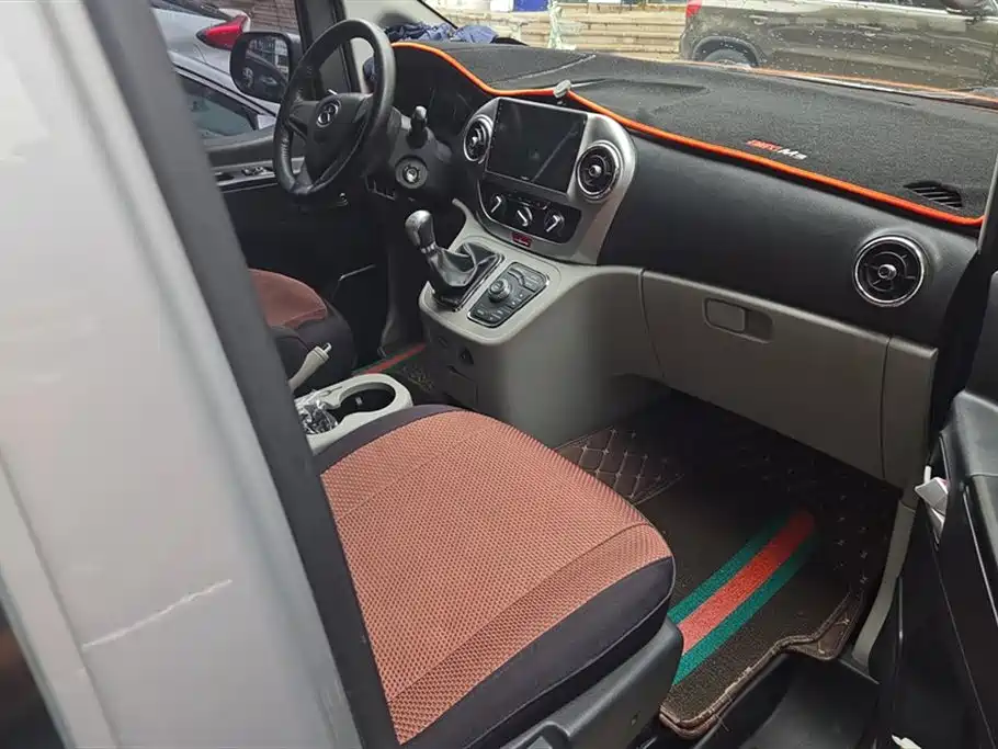 JAC Refine Ruifeng M3