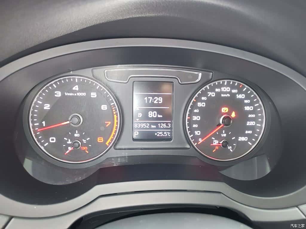 Audi Q3, 2018 12