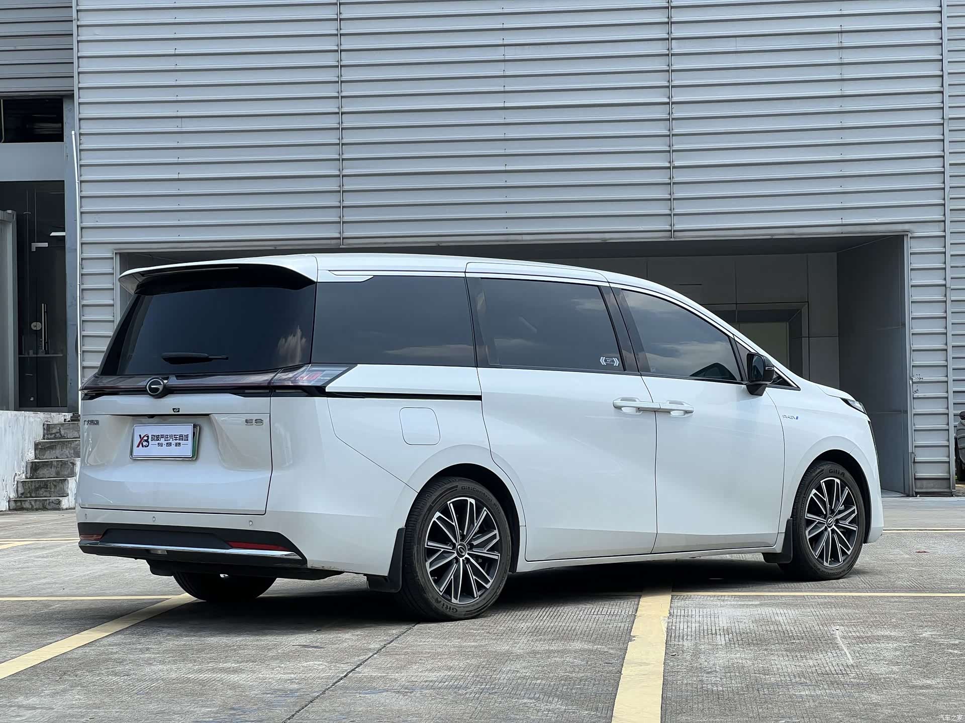 Trumpchi E8, 2024 все фото