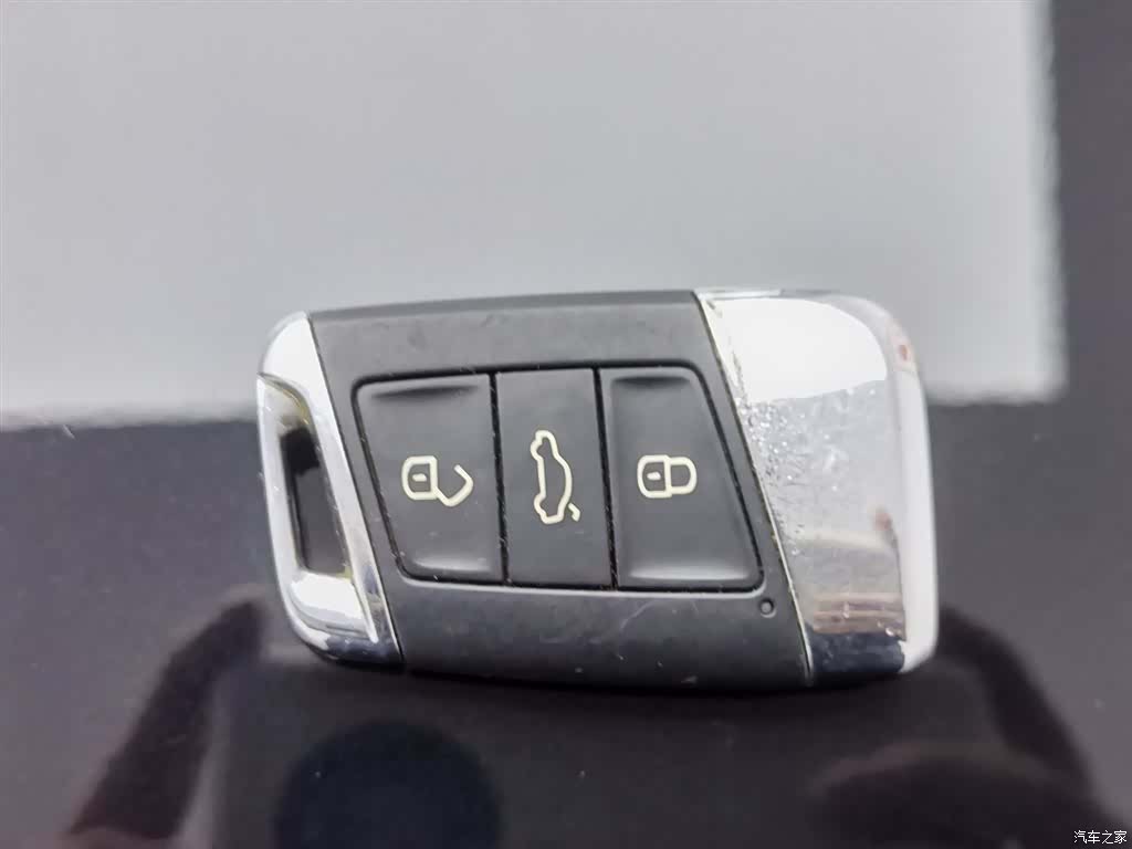 Volkswagen Magotan, 2017 19