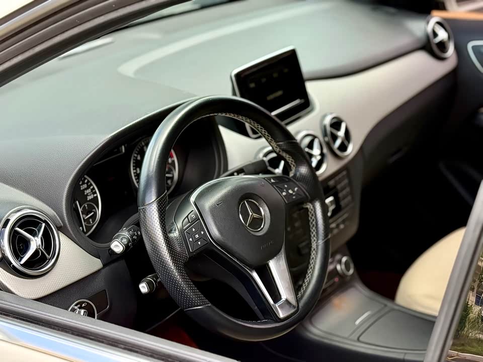 Mercedes-Benz Class B