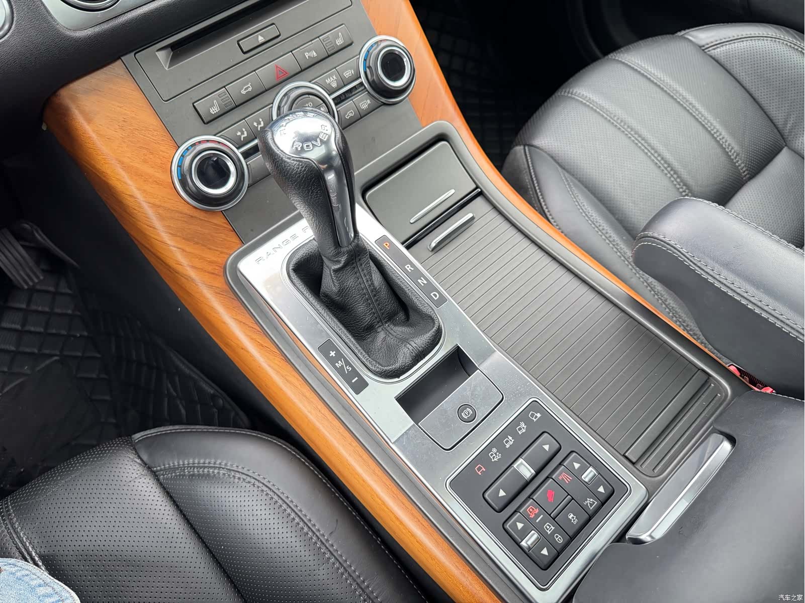 Land Rover Range Rover, 2012 19