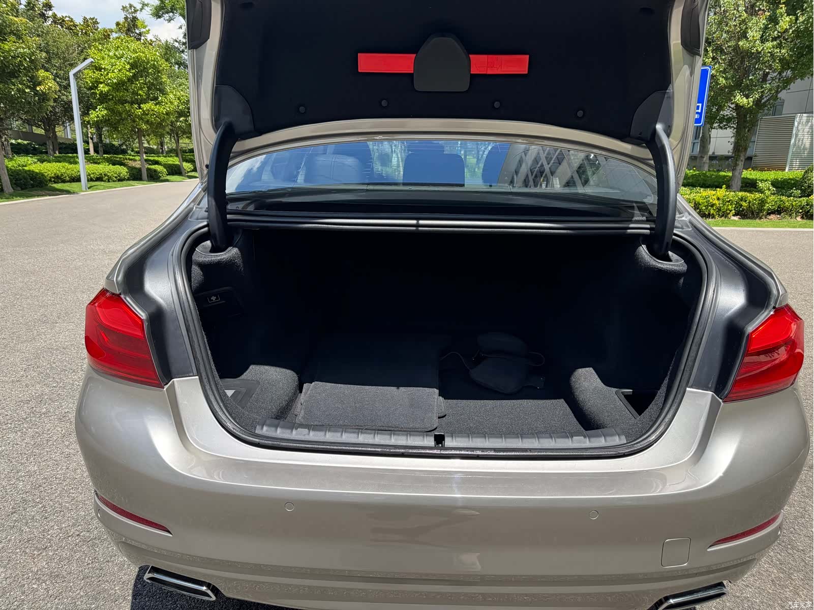 BMW 5 Series, 2017 8
