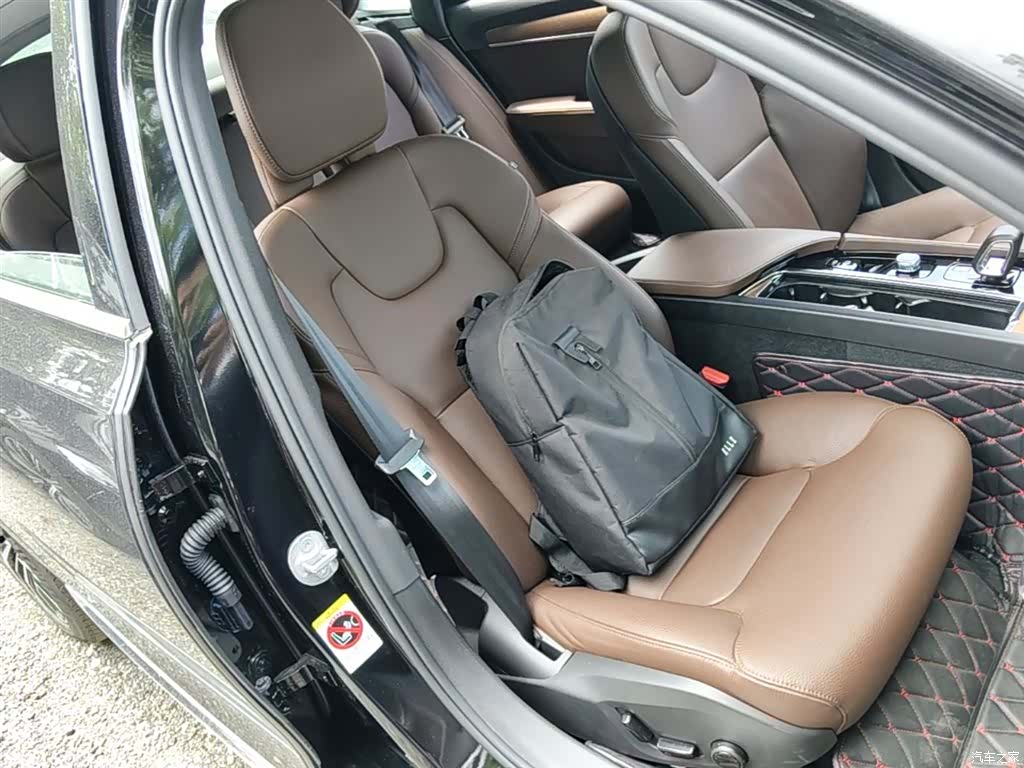 Volvo S90, 2024 25