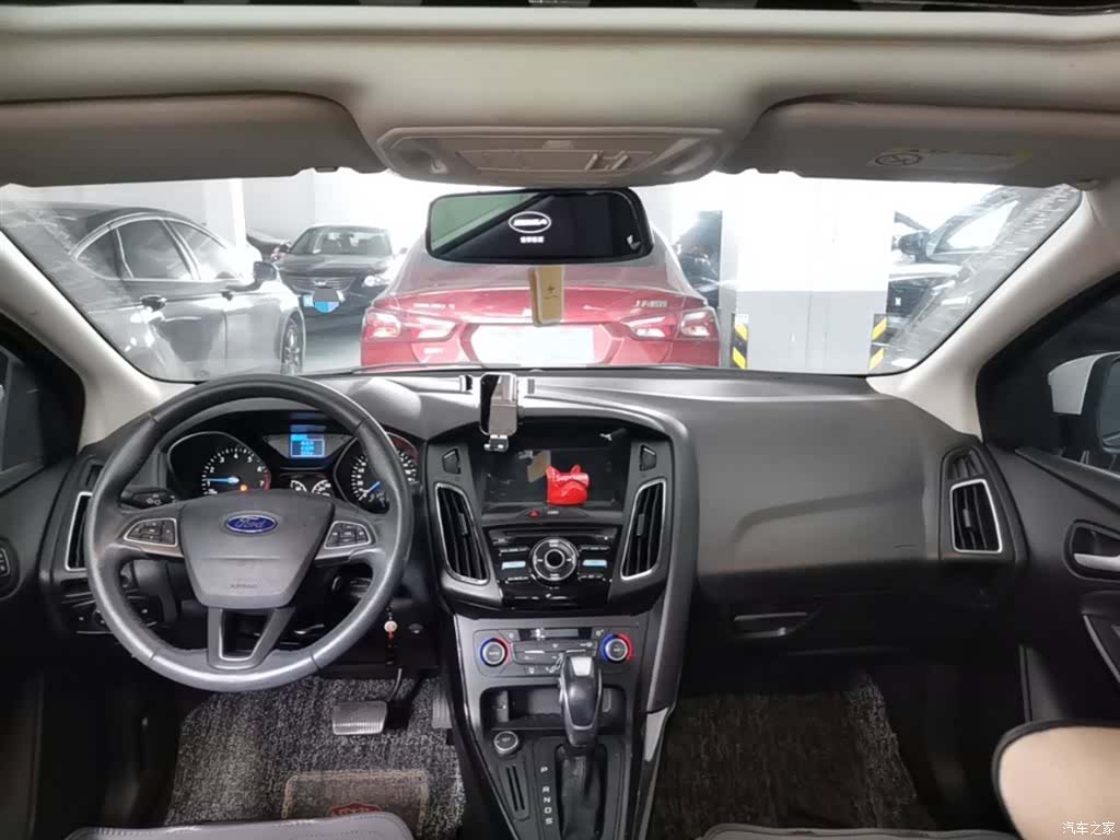 Ford Focus, 2017 13